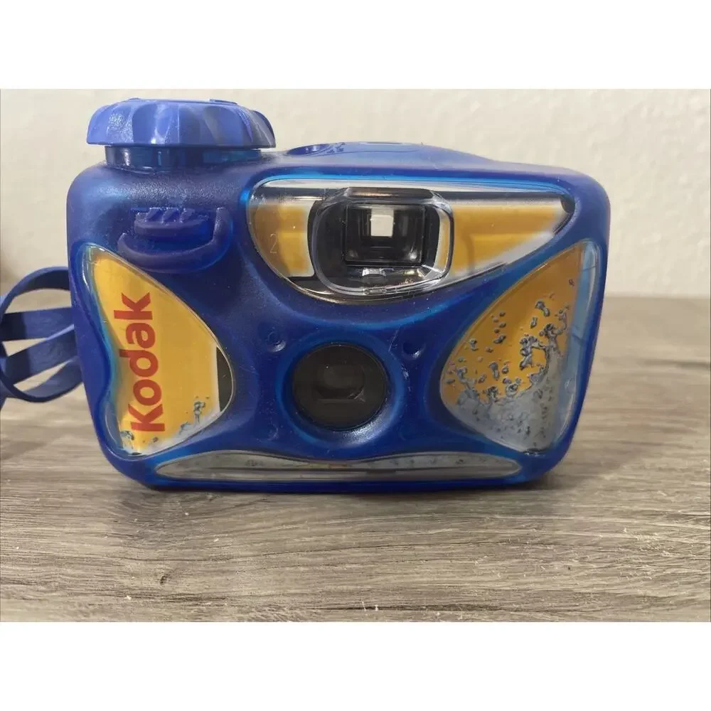 Kodak Disposable Underwater Camera 35mm Waterproof Daylight 2012 Memorabilia